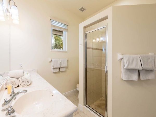 Luxury Five Bedroom Marco Island Vacation Pool Home