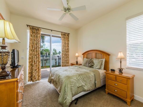Luxury Five Bedroom Marco Island Vacation Pool Home