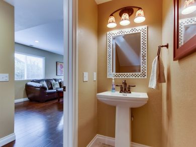Two Bedroom La Jolla  Rental Guests- Walk TO BEACH