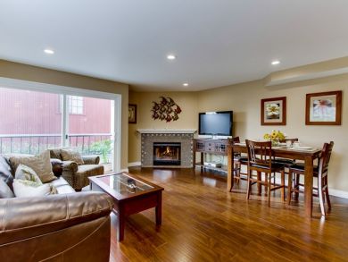 Two Bedroom La Jolla  Rental Guests- Walk TO BEACH