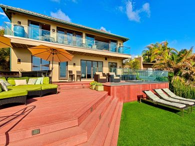 San Diego Beach Communities North Home 893924