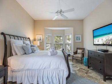 Anna Maria Island Vacation Rental Pool Home Sleeps SIx