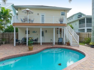 Anna Maria Island Vacation Rental Pool Home Sleeps SIx