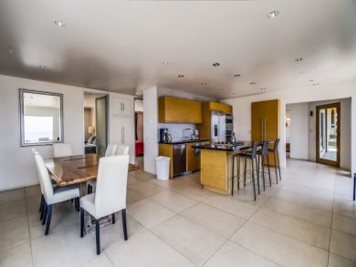 Mission Beach Ultimate Luxury Vacation Rental Home Sleeps 14