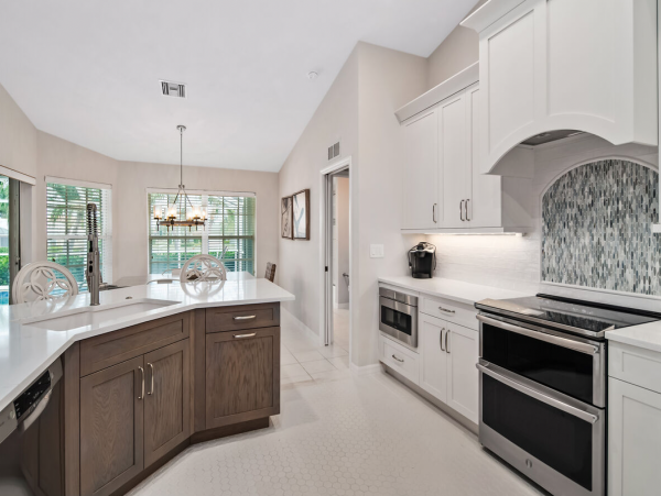 Three Bedroom Marco Island Vacation Pool Rental Sleeps 6