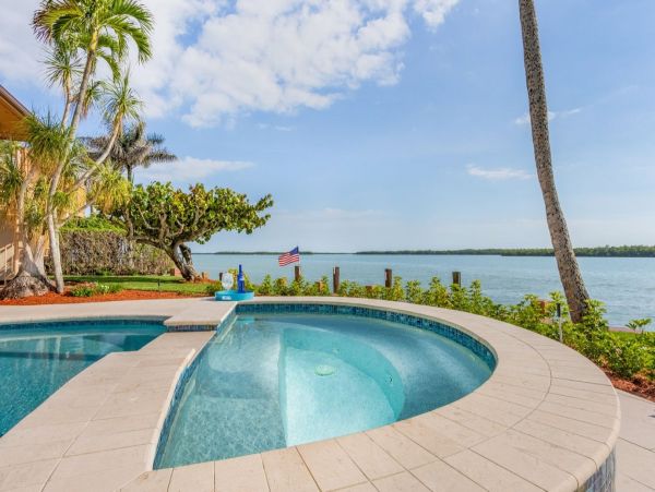 Marco Island Luxury Vacation Rental Four Bedrooms Gulf Views