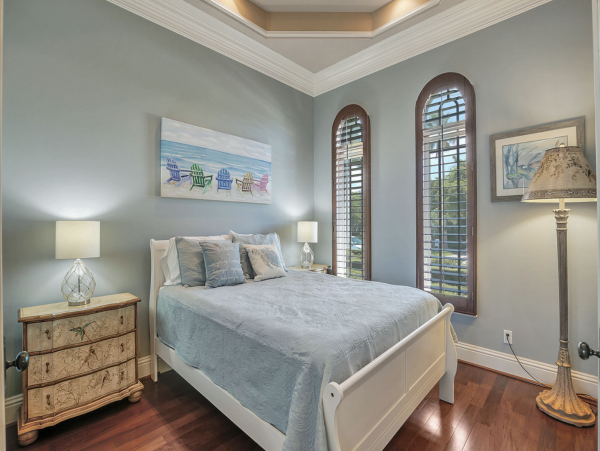 Luxury Five Bedroom Rental with Private Pool and Boat Dock