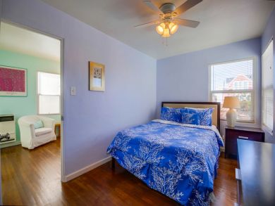 Mission Beach 1 Bedroom Condo Sleeps 3 Short Walk to Beach