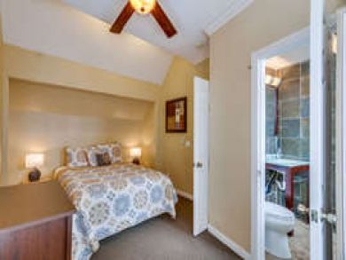 Three Bedroom Mission Beach Rental Walk to Beach and Bay