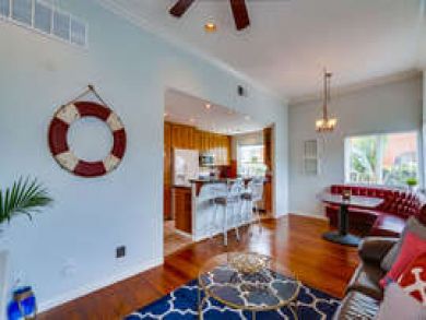 Three Bedroom Mission Beach Rental Walk to Beach and Bay