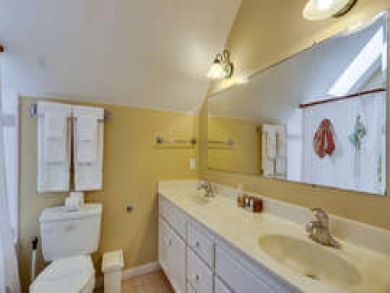 Three Bedroom Mission Beach Rental Walk to Beach and Bay