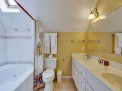 Three Bedroom Mission Beach Rental Walk to Beach and Bay
