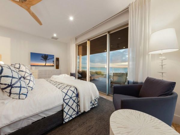 Anna Maria Island Vacation Rental - Gulf Front Luxury Home