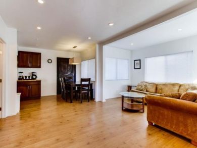Two Bedroom Mission Beach Condo