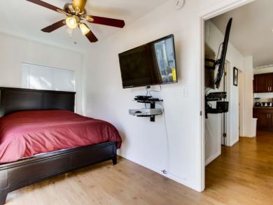 Two Bedroom Mission Beach Condo