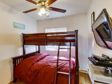 Two Bedroom Mission Beach Condo