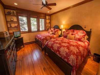 Vail 2 Bedroom Vacation Rental Ski in Ski Out Sleeps 6