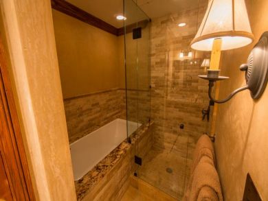 Vail 2 Bedroom Vacation Rental Ski in Ski Out Sleeps 6