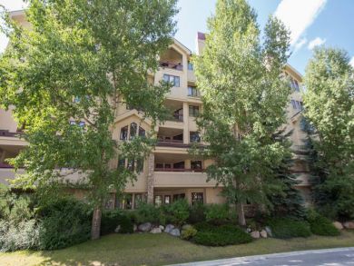 Vail 2 Bedroom Vacation Rental Ski in Ski Out Sleeps 6