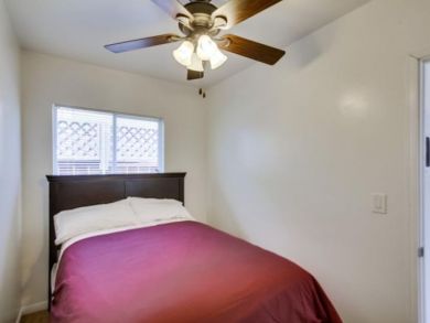 Cozy 2 Bedroom Cottage at Mission Beach Steps to Beach