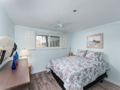 Pacific Beach Condo with Ocean Views One Bedroom Sleeps 4