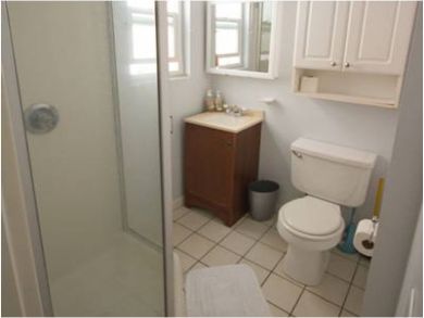 Three Bedroom Beach Cottage Steps from Beach