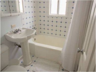 Three Bedroom Beach Cottage Steps from Beach
