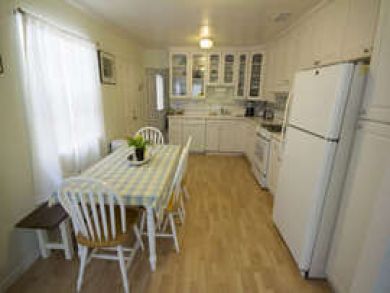 Three Bedroom Beach Cottage Steps from Beach