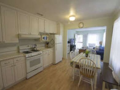 Three Bedroom Beach Cottage Steps from Beach