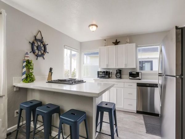 Mission Beach California Five Bedroom Luxury Vacation Home