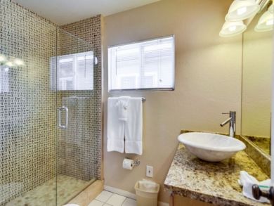 Four Bedroom condo South of Belmont Park