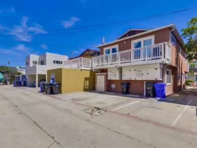 Short Walk to Beach from this Mission Beach 2 Bedroom Rental
