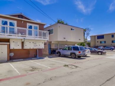Short Walk to Beach from this Mission Beach 2 Bedroom Rental