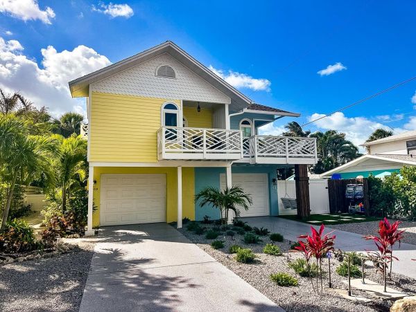 Holmes Beach Vacation Rental with Private Pool – Anna Maria Island Luxury Stay