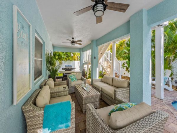 Holmes Beach Vacation Rental with Five Bedrooms & Pool