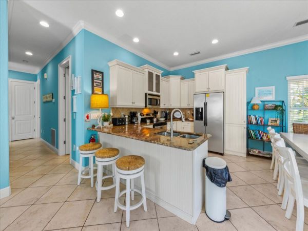 Holmes Beach Vacation Rental with Five Bedrooms & Pool