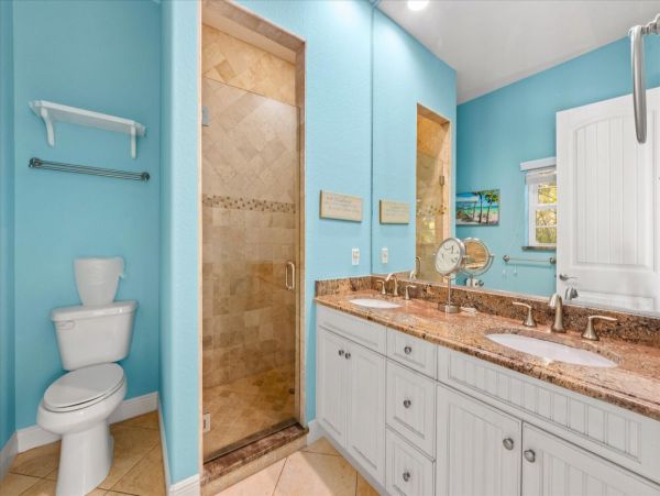 Holmes Beach Vacation Rental with Five Bedrooms & Pool