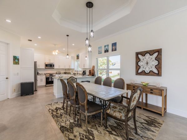 Marco Island 4 Bedroom Vacation Rental Home Sleeps 10