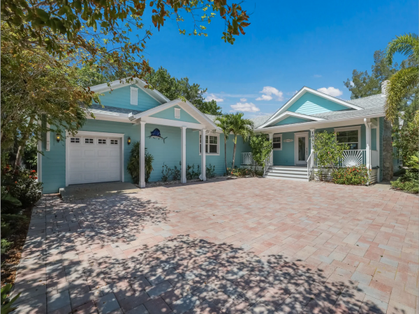 Anna Maria Island 3 Bedroom Beach Front Vacation Rental