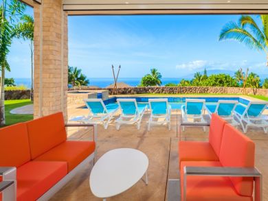 Stunning Three Bedroom Luxury Lahaina Rental Stunning Three Bedroom Luxury Lahaina Rental