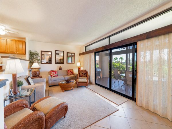Luxury Kaanapali Vacation Rental - Maui Villa with Lanai, Pool & Concierge