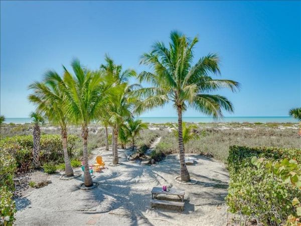 On Beach Boca Grande Vacation Home Three Bedrooms Sleeps 6