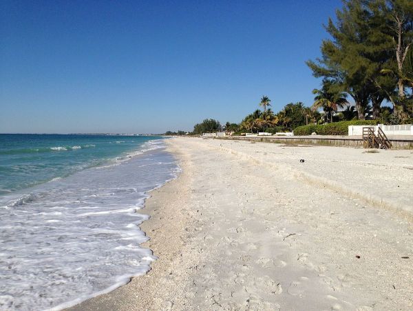 On Beach Boca Grande Vacation Home Three Bedrooms Sleeps 6