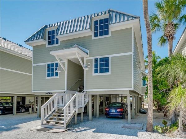 On Beach Boca Grande Vacation Home Three Bedrooms Sleeps 6