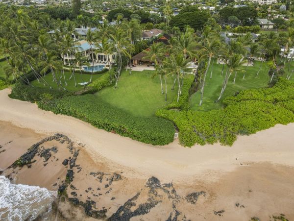 Oceanfront Luxury Estate in the Heart of Wailea - Steps from Keawakapu Beach