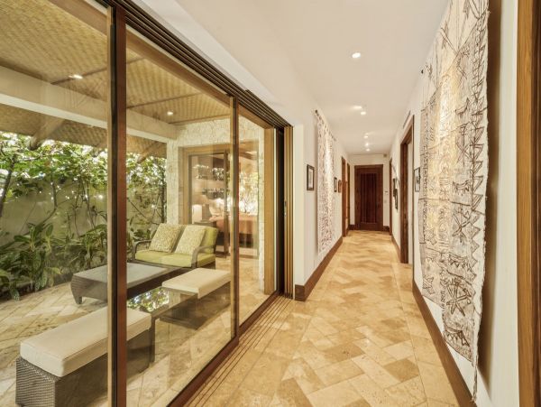 Oceanfront Luxury Estate in the Heart of Wailea - Steps from Keawakapu Beach