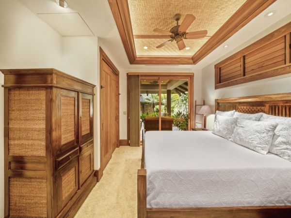 Oceanfront Luxury Estate in the Heart of Wailea - Steps from Keawakapu Beach