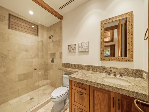 Oceanfront Luxury Estate in the Heart of Wailea - Steps from Keawakapu Beach