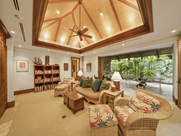 Oceanfront Luxury Estate in the Heart of Wailea - Steps from Keawakapu Beach
