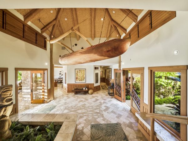 Oceanfront Luxury Estate in the Heart of Wailea - Steps from Keawakapu Beach